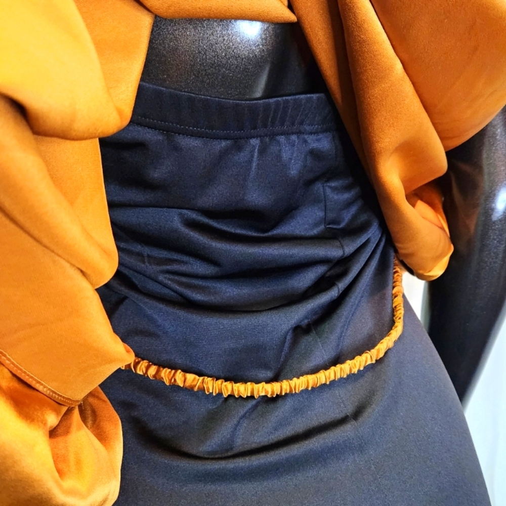 ✨️Amanda Uprichard Antique Bronze Blouse 100% Silk Mannequin Worn Only✨️ - Picture 8 of 16